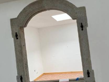 Bild 9:Granit Säulen/Türstöcke / Fensterrahmen wegen Umbau abzugebe