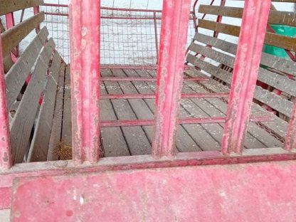 Bild 2:Pöttinger Ladewagen Type 12