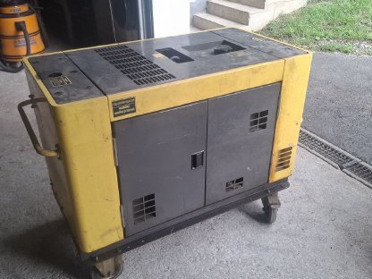 Bild 2:Notstromaggregat