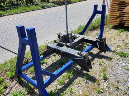 Bild 2:Krankonsole mit Abstellbock