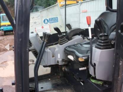 Bild 4:Kubota KX 16 Bagger