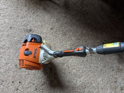 Bild 3:Stihl Hochentaster HT 131 Winkelgetriebe