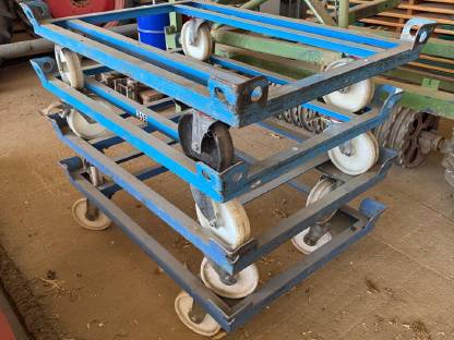 Palettenwagen