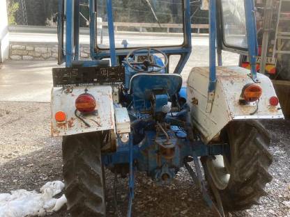 Bild 2:Ford Traktor 3000TE