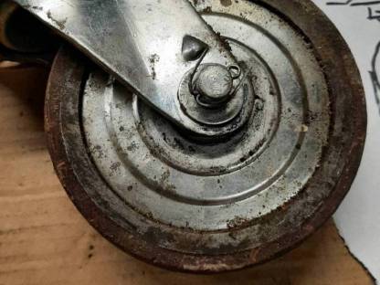 Bild 3:Gebrauchte drehbare Rollen