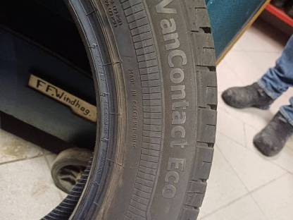 Bild 3:215/60 R17 C Continental VanContact Eco