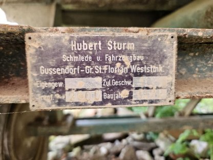 Bild 3:2-Achs-Anhänger 1,45 m u. 3,2 m ausziehen ca. 5,5 m