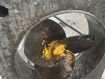 Bild 2:Einbaugüllemixer Reck