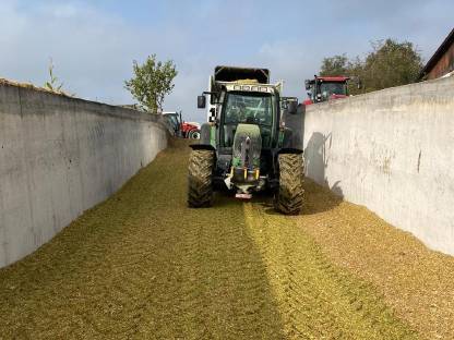 Bild 3:Biete agrar transporte an