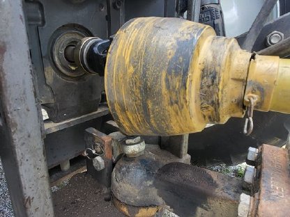 Bild 4:Güllefass BAUER POLY 185 TL mit 15 m Schleppschlauch