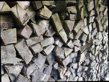 Bild 2:Brennholz Fichte/Tanne