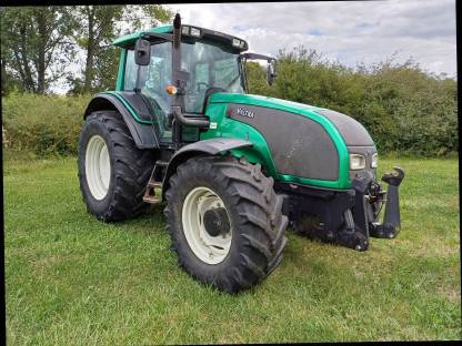 Bild 3:Valtra T151 eh