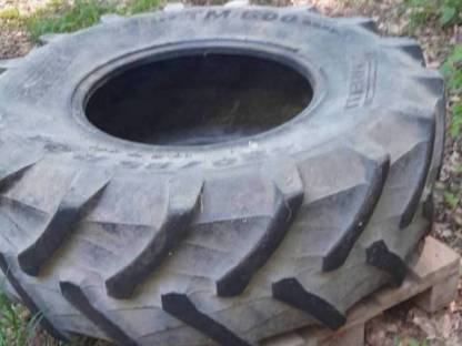Pirelli TM 600 - 420/85/R24