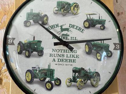 John Deere Moline ILL Wanduhr 31 cm