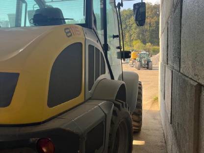 Bild 4:Radlader Kramer 8115