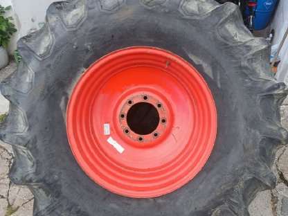 Bild 4:Komplettrad/Ersatzrad 24.5R32