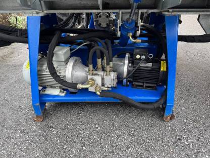 Bild 9:Binderberger Holzspalter