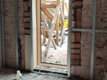 Bild 2:Gebeüde Sanierung