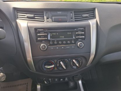 Bild 2:Nissan Navara Double Cab 4x4 2,3 dCi Visia