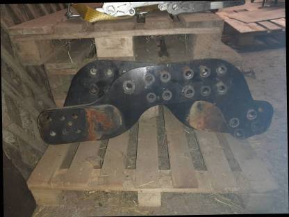 Valtra Anbauplatten