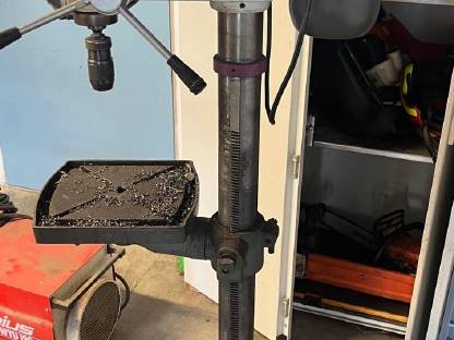 Säulenbohrmaschine