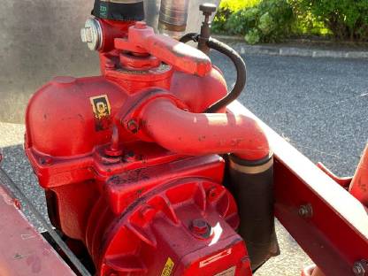 Bild 6:Vakuumat Güllefass 2.200 l