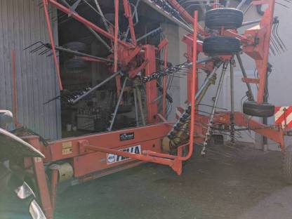 Bild 5:Fella TS 800 Mittelschwader