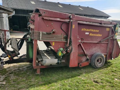 Bild 5:Strautmann Herkules Silokamm