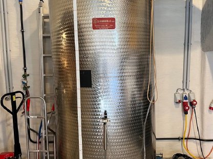 Immervolltank 2.150 l mit Armaturen