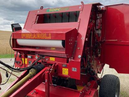 Bild 2:Feraboli Sprinter 165 Rundballenpresse