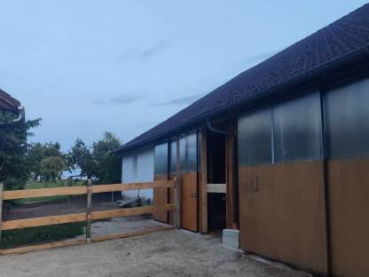 Bild 9:Einstellplatz zu vergeben