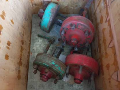 Bild 4:Gebrauchte Achsstummel