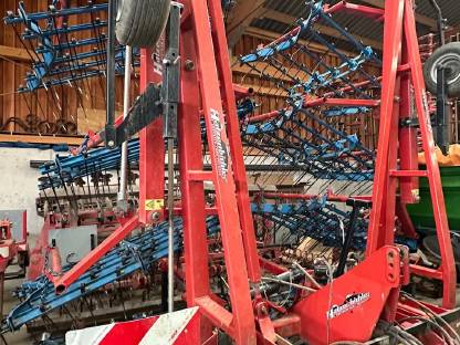 Bild 2:Hatzenbichler Striegel 12 m