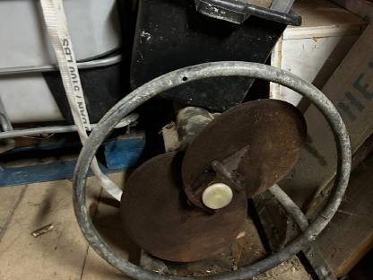 Bild 3:Kirchner Güllemixer 5 m