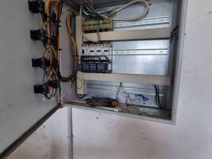 Bild 5:Getreideanlage mit Becherelevator, Getreideschnecken und Steuerung