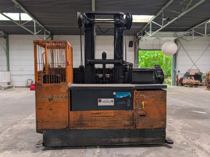 Bild 5:DIMOS Elektro-Mehrwege-Stapler EFY3004-R 3.000 kg