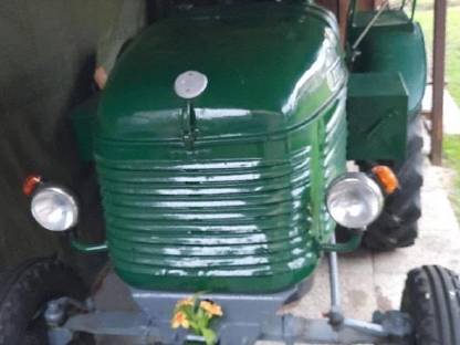 Ich suche zurück Traktor