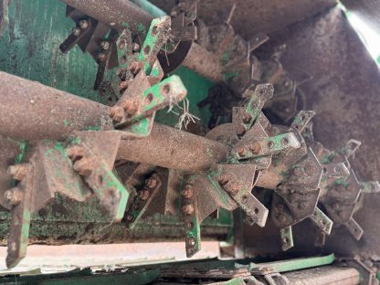 Bild 5:Tebbe DS 160 Tandem-Streuer