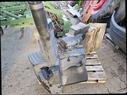 Bild 2:New Holland 8970 8870 G240 G210 Teile