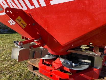 Bild 3:Rauch MDS 732R Mineraldüngerstreuer
