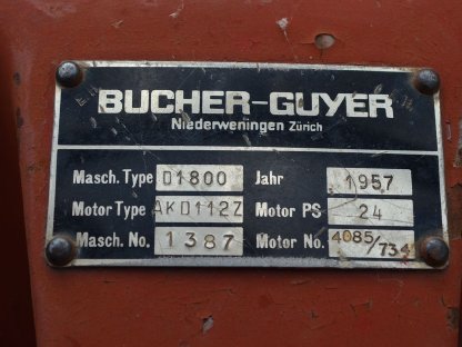 Bild 2:Oldtimer Traktor Bucher