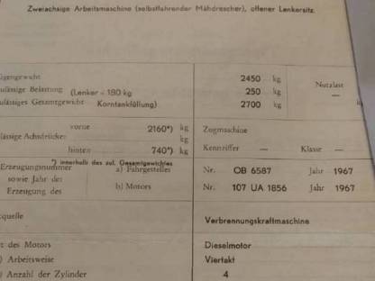 Bild 6:Massey Ferguson 31-6 Mähdrescher