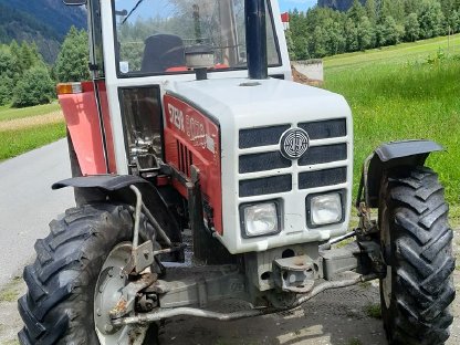 Bild 3:Steyr 8070