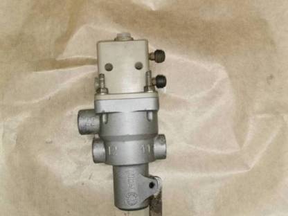 Bild 4:Anhängersteuerventil