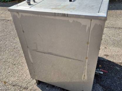 Bild 3:Edelstahltank