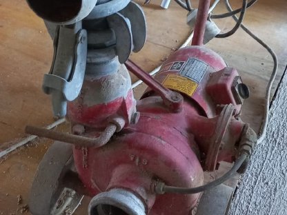 Güllepumpe mit Motor plus 3 m Saugrohr - sehr guter Zustand