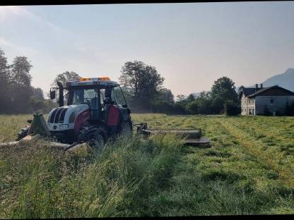 Bild 4:Mäharbeiten Krone B 870 CV