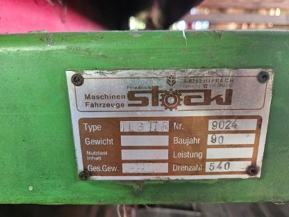 Bild 3:Aufbauladewagen für Aebi