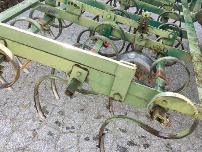 Bild 3:Kultivator, Feingrubber