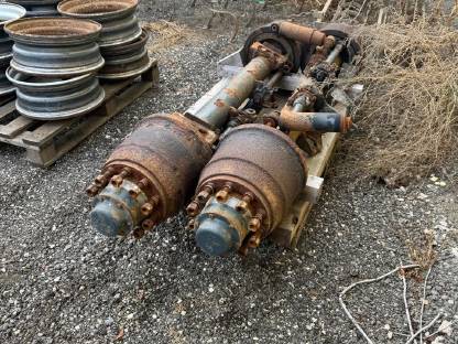 Bild 2:Tiefladerachsen